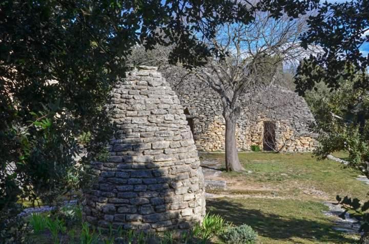 Villa Provencale Face Au Luberon Cabrieres-d'Avignon Exterior photo